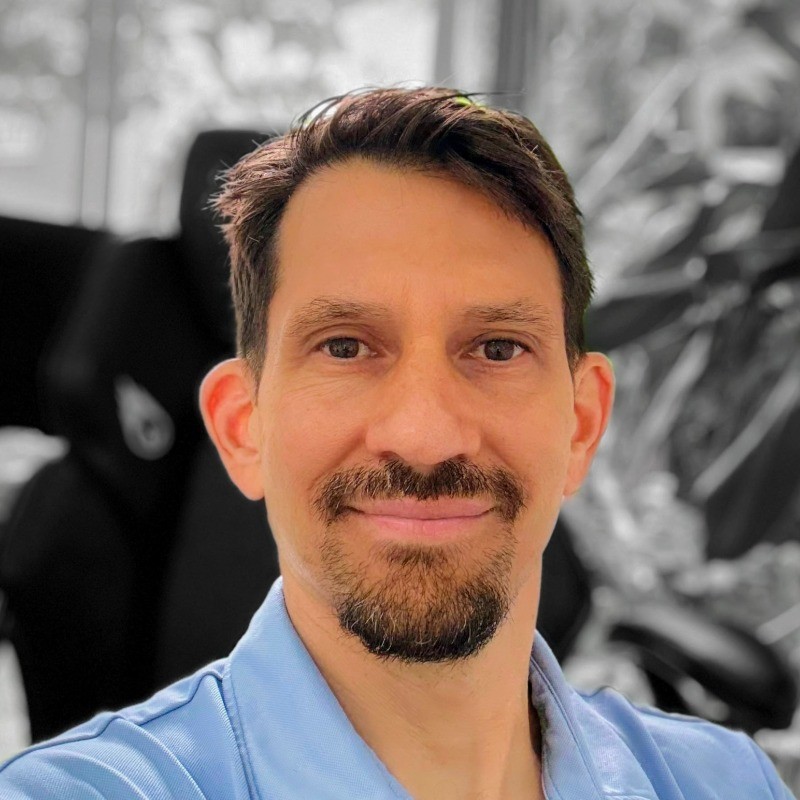 Jorge E. Escotto